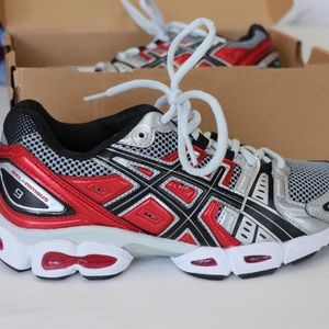 GEL NIMBUS 9 ASICS size EU 38 (new with tags and box!)